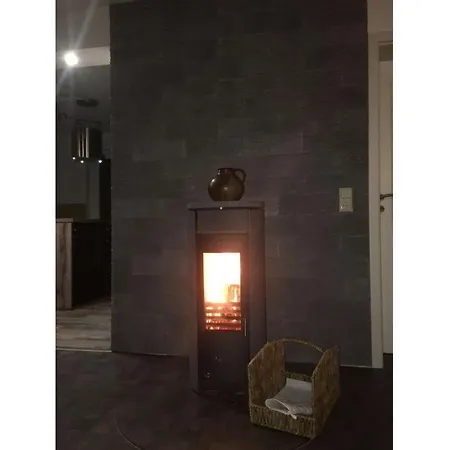 Pier 54 With Sauna And Fireplace